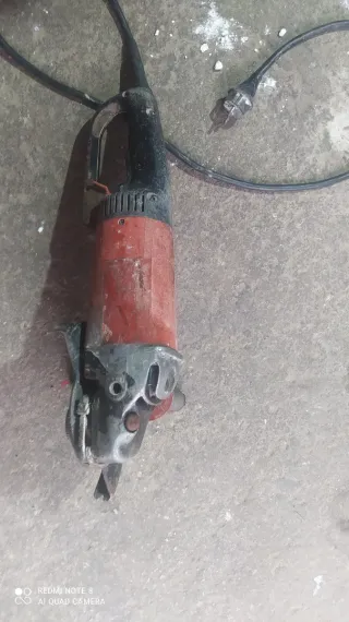 HILTI DC230-S Amoladora Angular 230mm y 2500 vatio