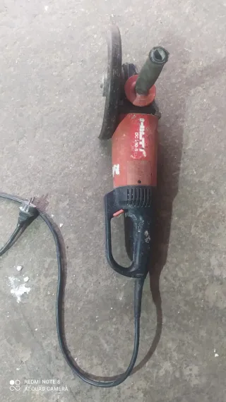 HILTI DC230-S Amoladora Angular 230mm y 2500 vatio