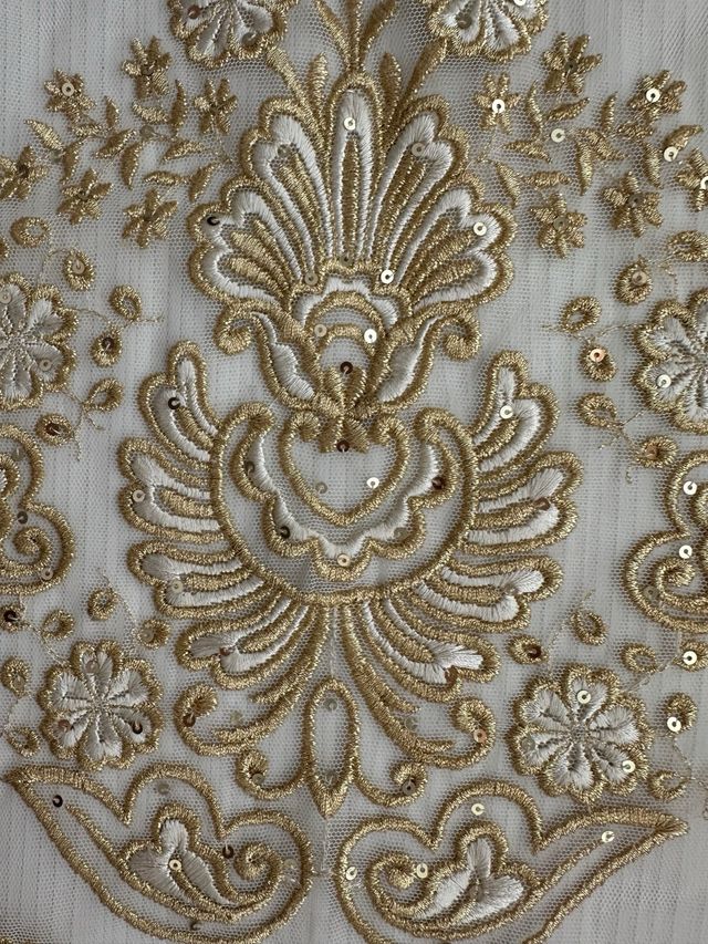 Manteleta Fallera Infantil Dorada