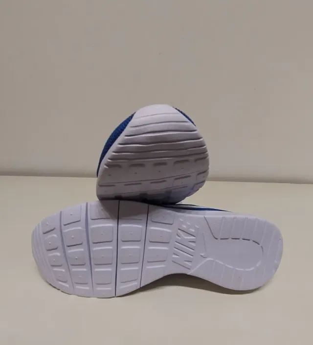 Nike Tanjun GS Scarpe Blu Taglia 39