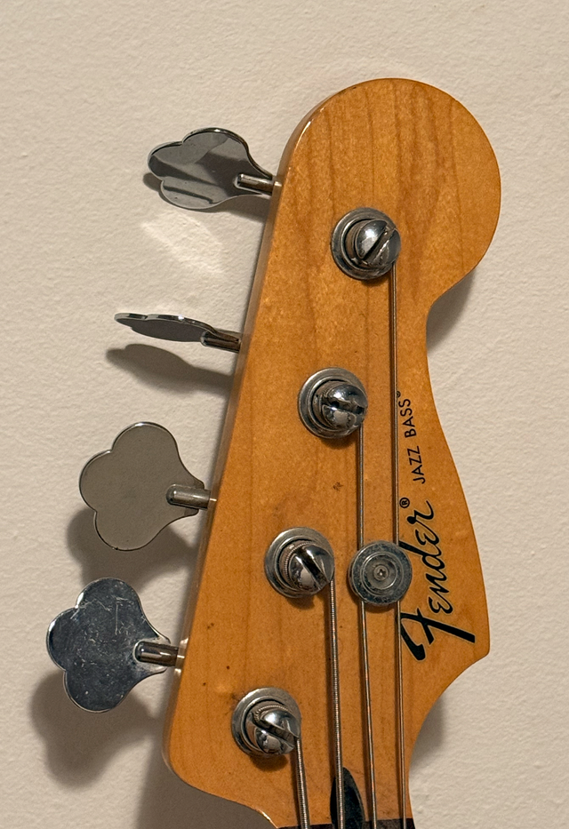 Bajo Fender Jazz Bass (México)