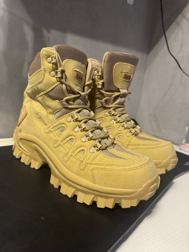 Botas militares KKK beige/marrón