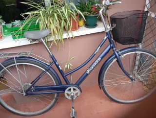 Bicicleta antigua restaurada