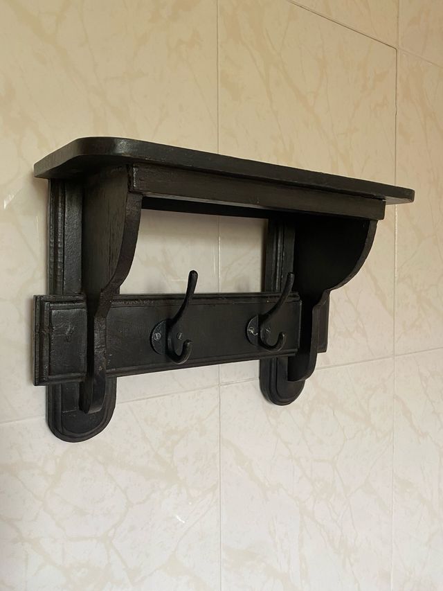 Perchero madera negro