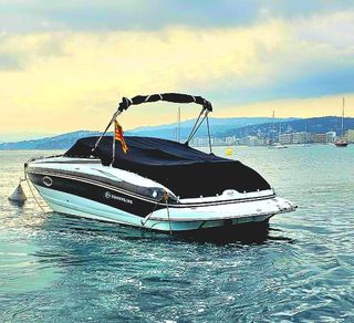 Embarcación Crownline 240 LS