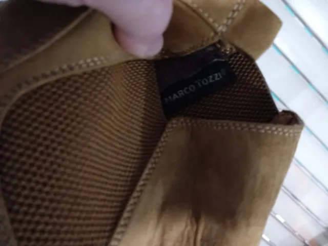 Botines Chelsea Nuevas Color mostaza.