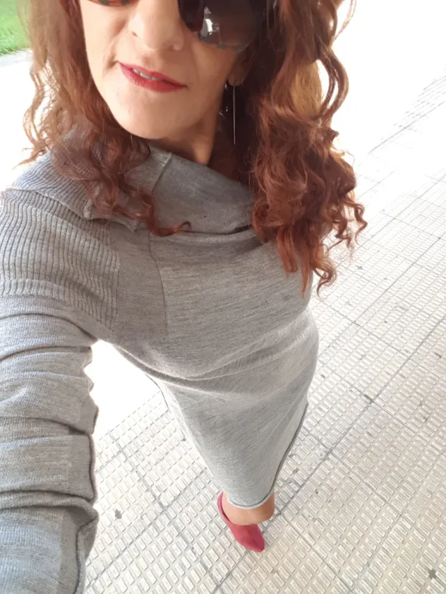 Vestido gris punto