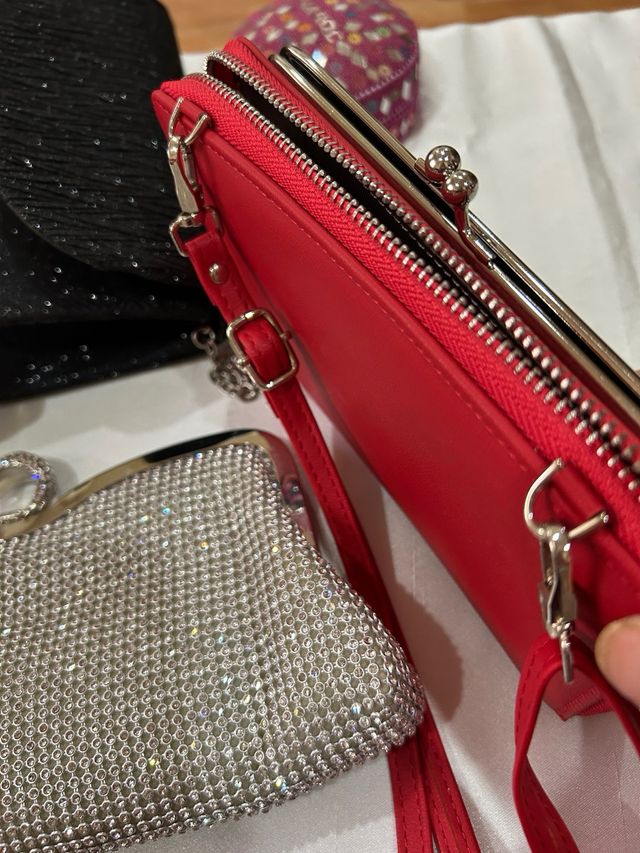 BOLSOS LOTE DE 4 TODOS SIN ESTRENAR NUEVOS