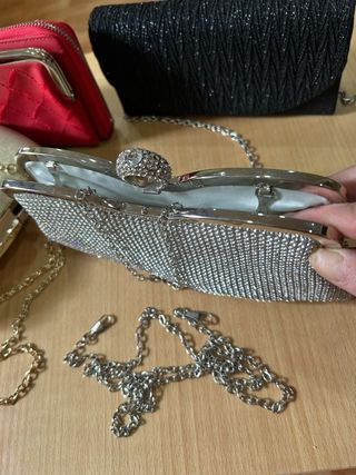 BOLSOS LOTE DE 4 TODOS SIN ESTRENAR NUEVOS