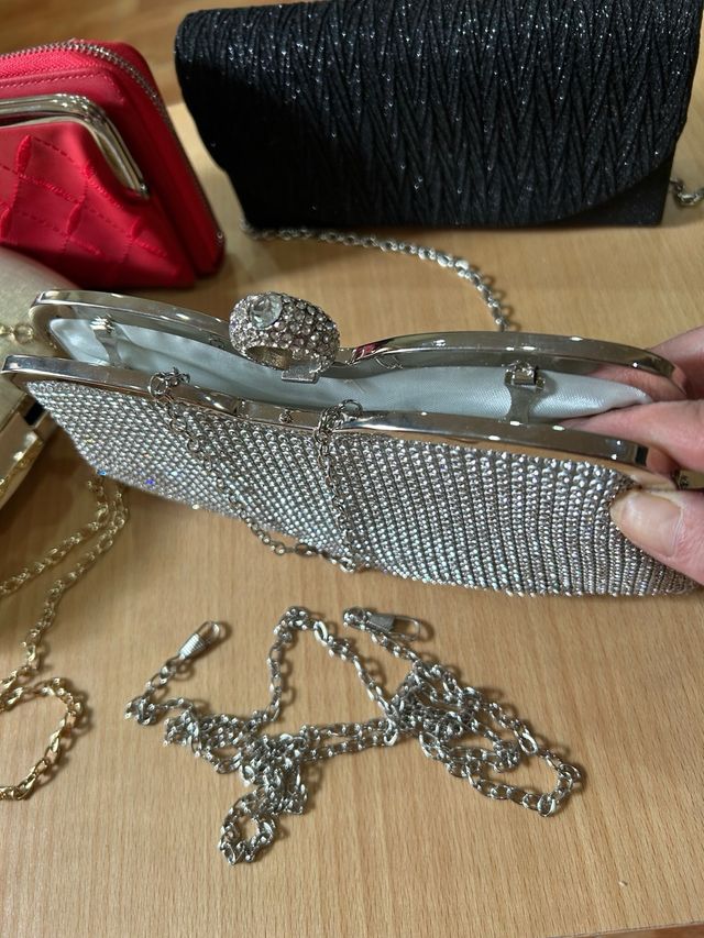 BOLSOS LOTE DE 4 TODOS SIN ESTRENAR NUEVOS