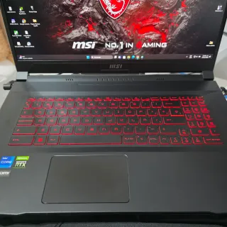 MSI Gaming Laptop i7-12700H RTX3050Ti 32GB 2TB