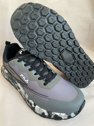 Zapatillas Fila T43 y 44