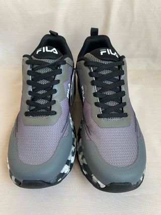 Zapatillas Fila T43 y 44