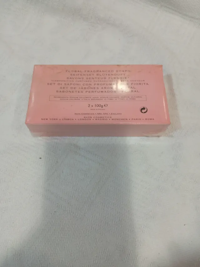 Jabón de Baño Floral Luxury Avon