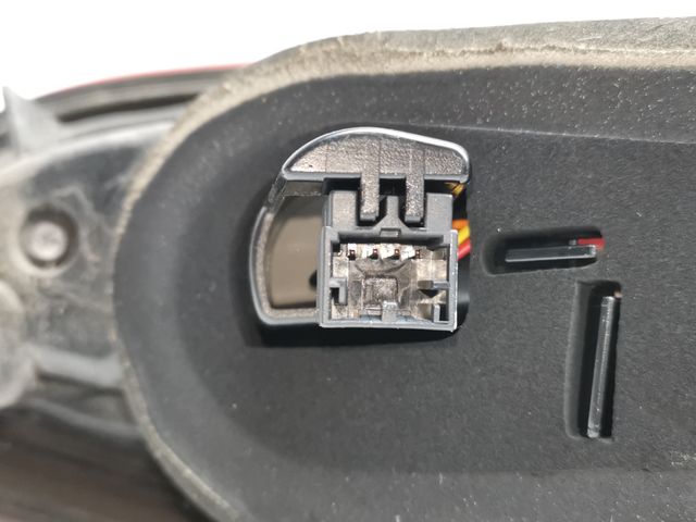 PILOTO TRASERO IZQUIERDO AUDI Q5 (8R)