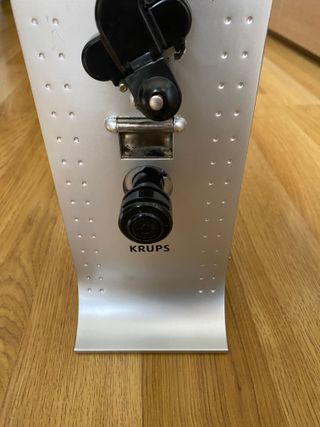 Abrelatas y afilador de cuchillo eléctrico Krups