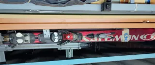 Esquís Salomon L168 con fijaciones