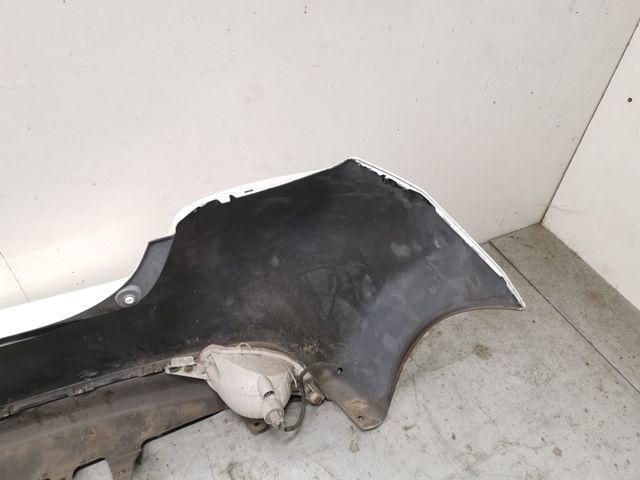 PARAGOLPES TRASERO TOYOTA YARIS (P13)