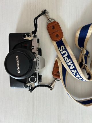 Cámara Olympus Analógica + Accesorios