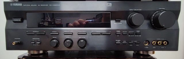 Yamaha RX-V596RDS para reparar + mando