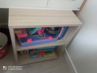Cama infantil con cajonera y escritorio o cuna.