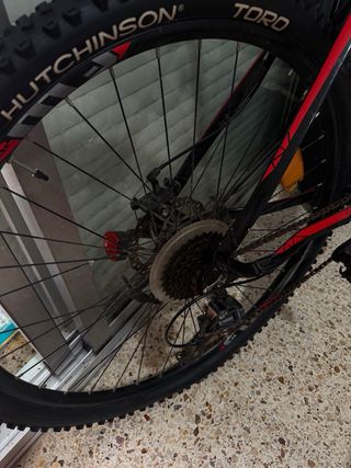 Bicicleta 7 cambios freno disco en buen estado