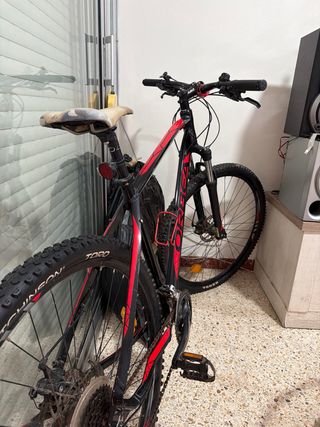 Bicicleta 7 cambios freno disco en buen estado