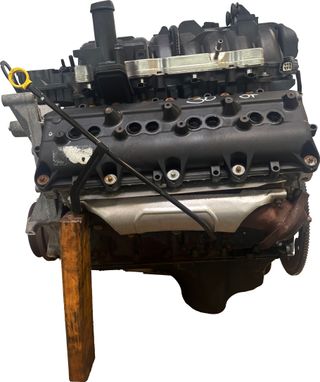 Motor Para Chrysler 300C Aspen 5.7 V8 Gasolina EZH 68278435AA