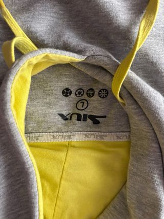 Sudadera Siux gris con capucha y cordon amarillo