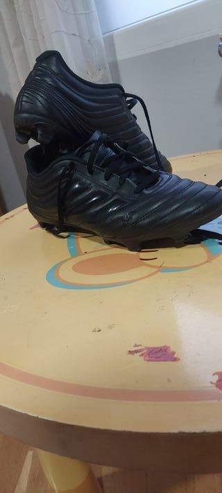 Botas de fútbol negras Marca COPA