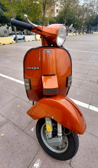 Vespa PX200 Iris '93 color fuego metalizado