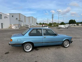BMW E21