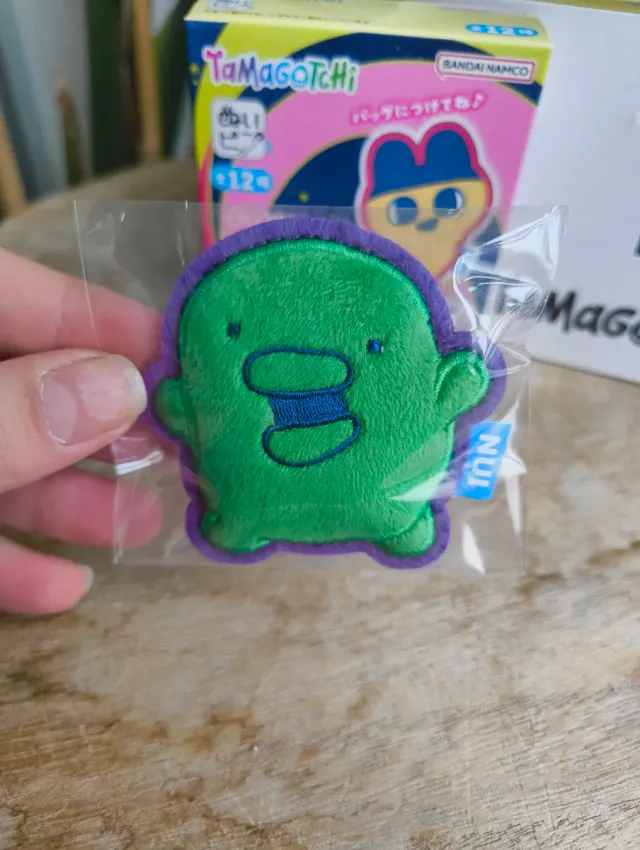 Bandai Tamagotchi Paradise Plush Pin