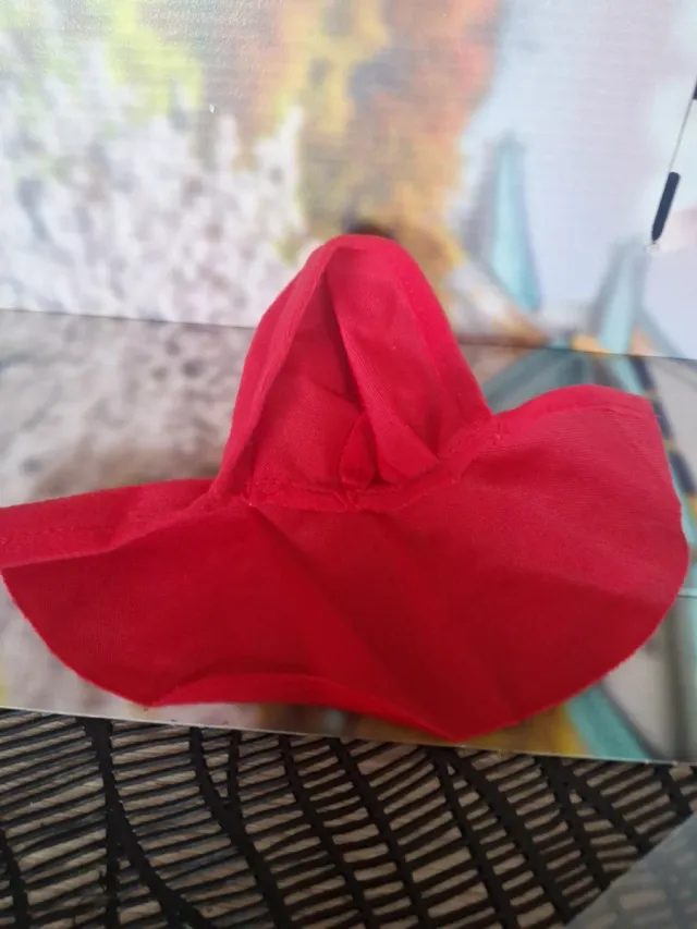 Barriguitas capa roja