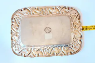 Vassoio rettangolare decorato