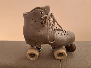 Pattini artistici marca Belati numero 35, ruote