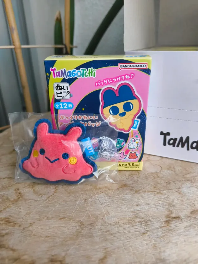 Bandai Tamagotchi Paradise Plush Pin