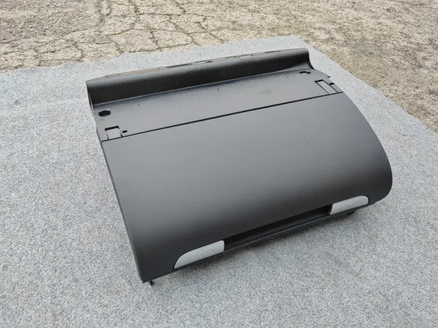 Guantera negra audi A3 8p