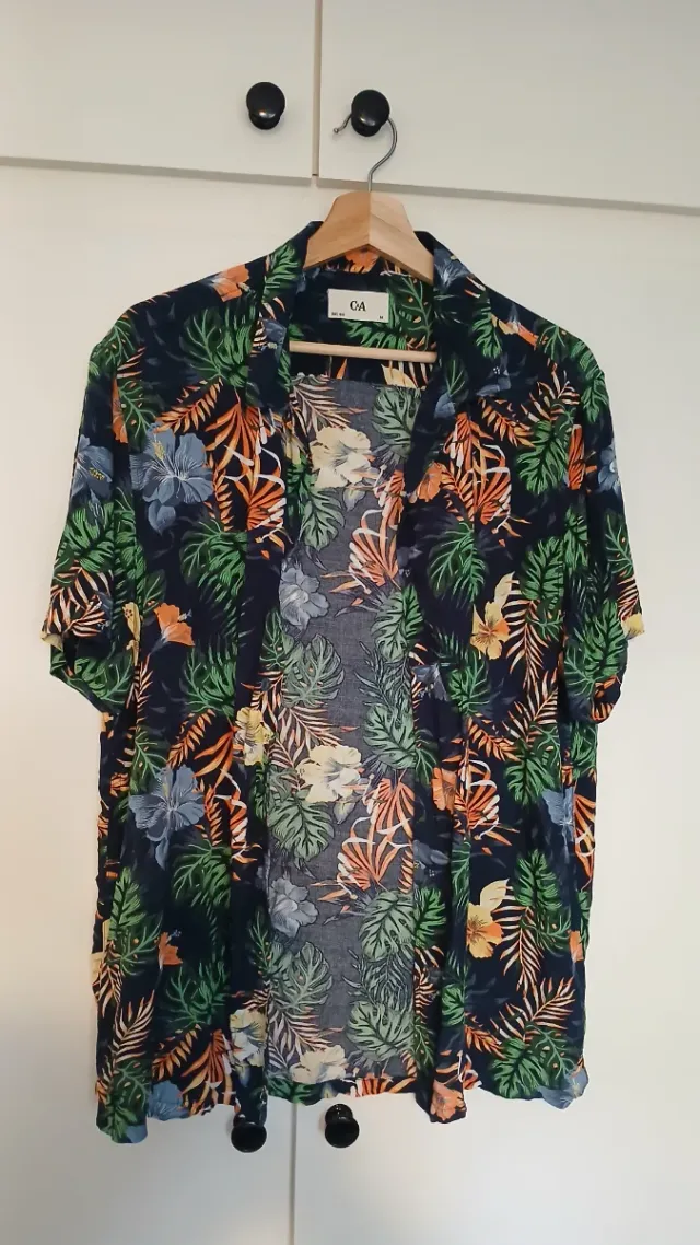 Camisa Hawaiana C&A Talla M Estampado Floral