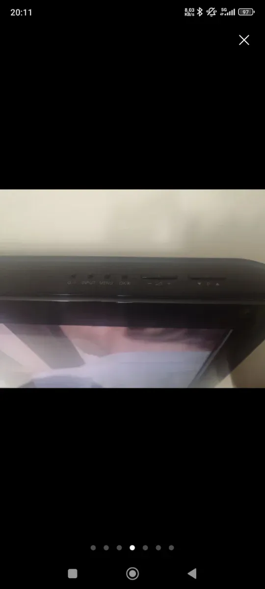 TV LG 26LH201C con telecomando