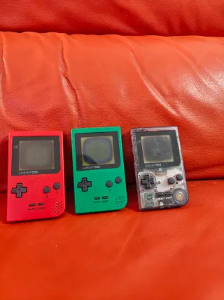 Lotto di 3 Game Boy Pocket da riparare