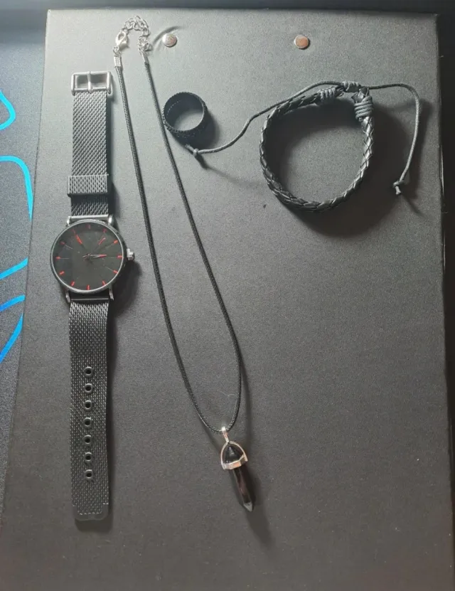 Kit Relógio, Colar, Anel e Pulseira