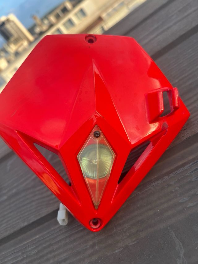 Careta y faro trial halogeno Beta y Gas Gas