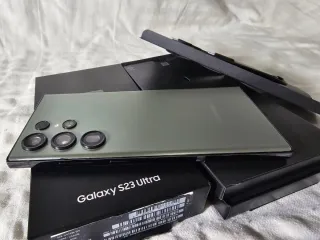 Samsung Galaxy S23 Ultra, de 256GB.