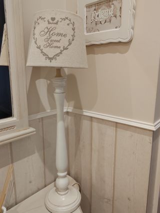 Lámpara de pie estilo romántico