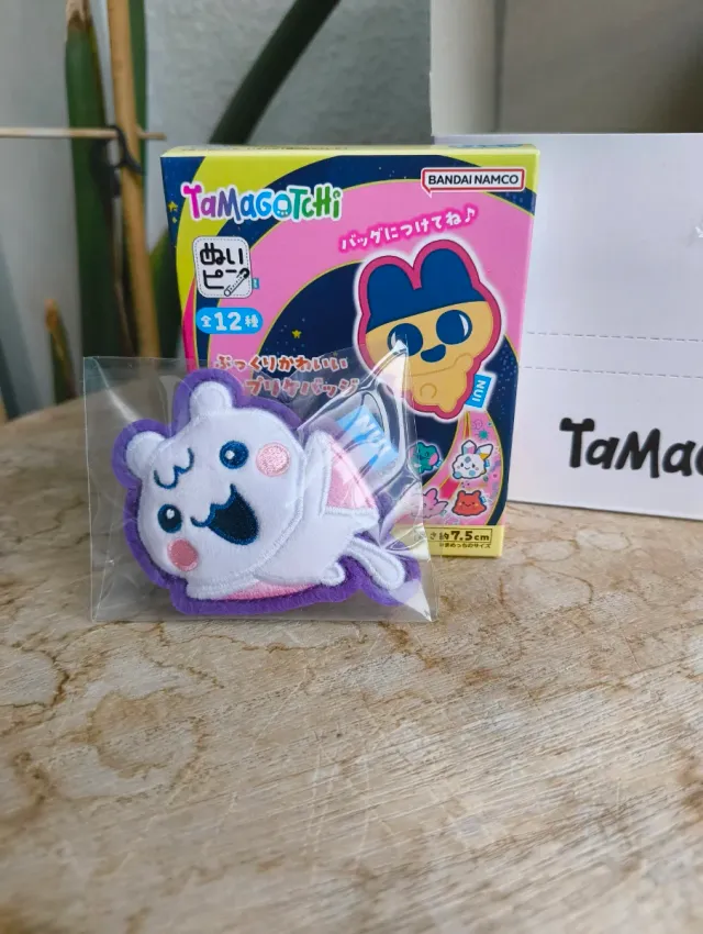 Bandai Tamagotchi Paradise Plush Pin