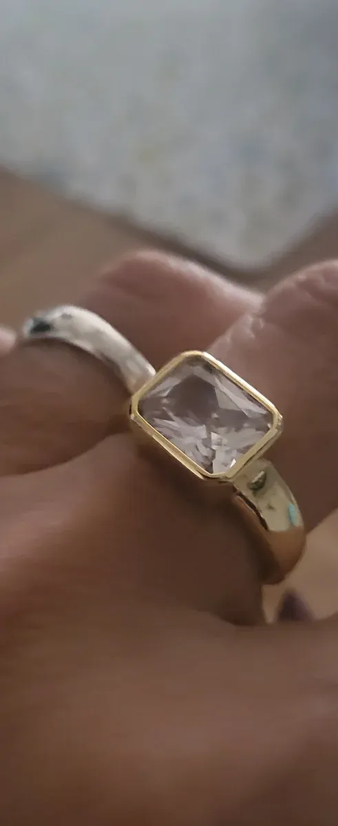 Anillo Sello Rectangular Dorado