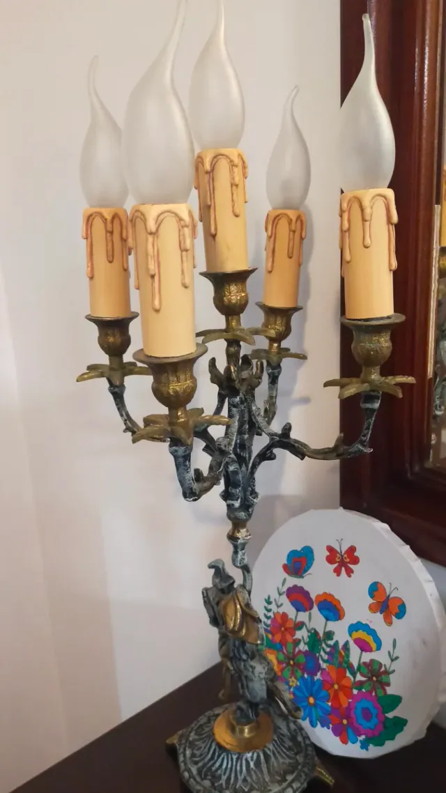 Reloj de bronce sobremesa antiguo viene con candel