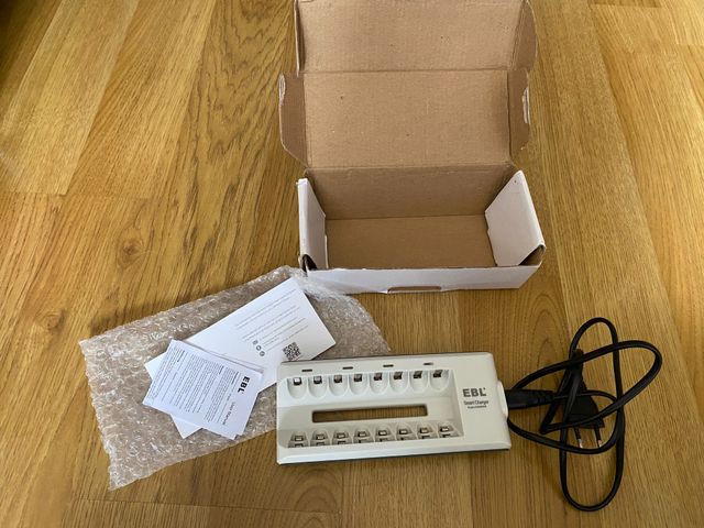 Cargador EBL Pilas AA AAA Recargables