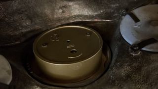 Reloj de sobremesa antiguo bronce y cerámica